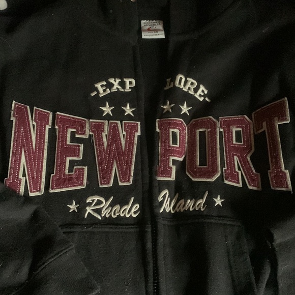 LADIES NEWPORT RHODE ISLAND ZIP UP SWEATSHIRT - Picture 2 of 4